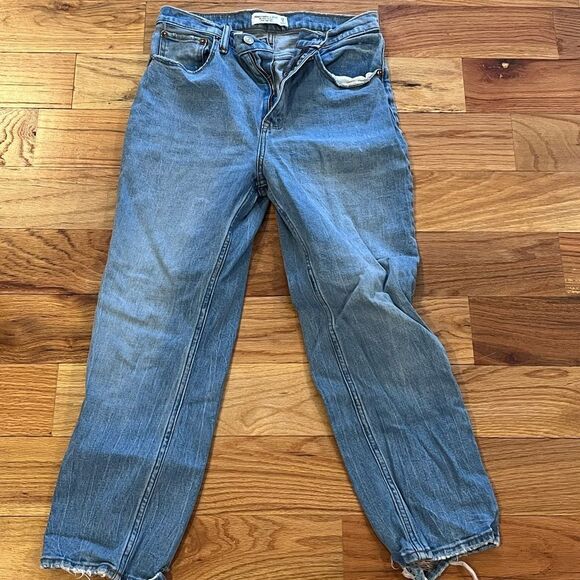 Abercrombie & Fitch Denim - Ultra High Rise Ankle Straight Jeans from Abercrombie, Size 29S